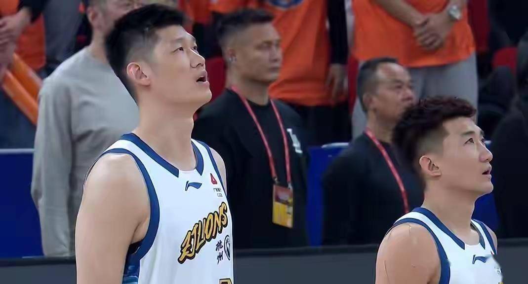 爱游戏官网布朗尼湖人首秀低迷