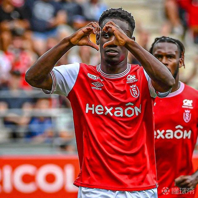 重磅！詹姆斯与30激战中国队分钟清晨阿森纳备战法甲，纽约尼克斯回应争议备战西甲的简单介绍